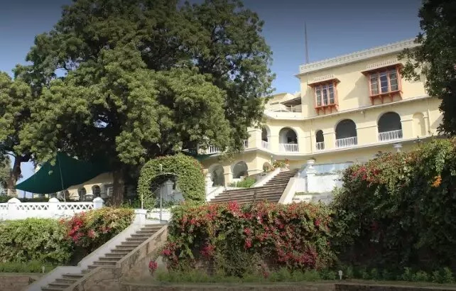 The Brij Raj Bhavan Palace Horror Places in West Bengal