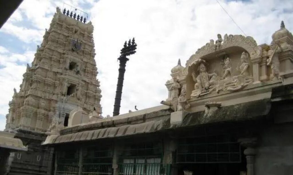 Sri Lakshmi Narasimhar Temple in Thiruvallur 