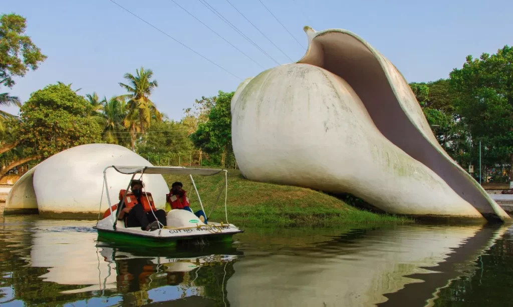 Veli Tourist Village in Trivandrum