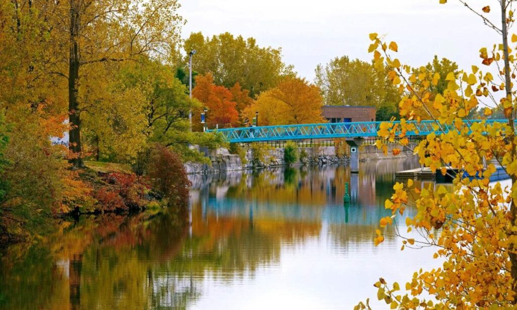 Lachine Canal Montreal One Day Trip