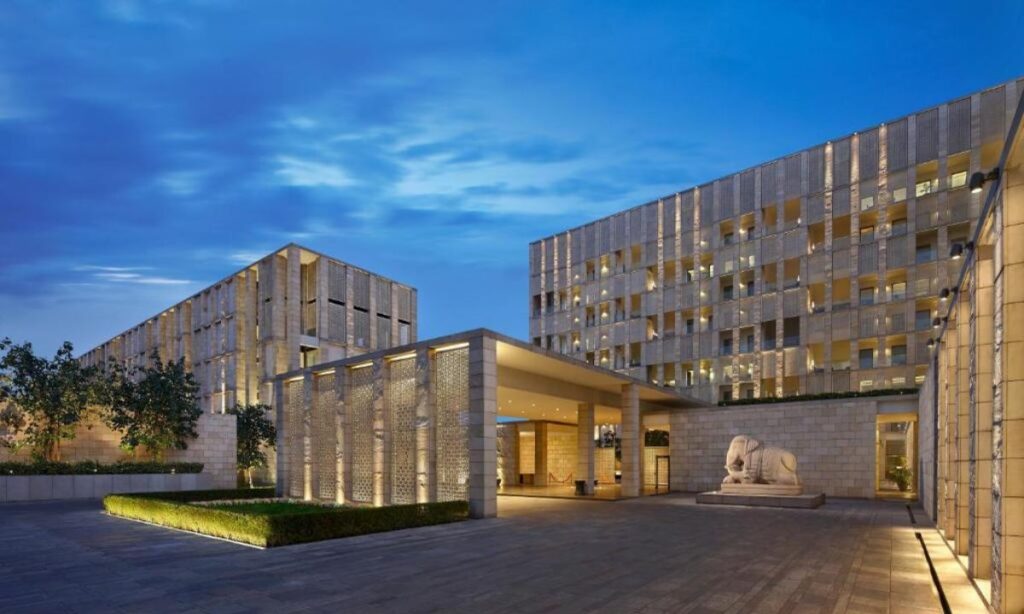 The Lodhi Best Top 7-Star Hotel In Delhi