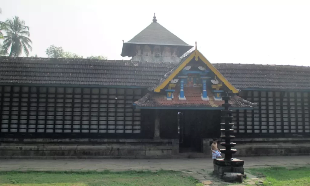 Thirunavaya Navamukunda Temple Malappuram Tourist Places