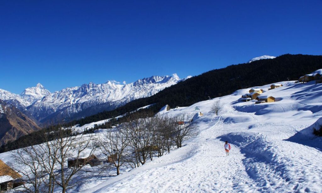 Auli Best Places For Honeymoon In India