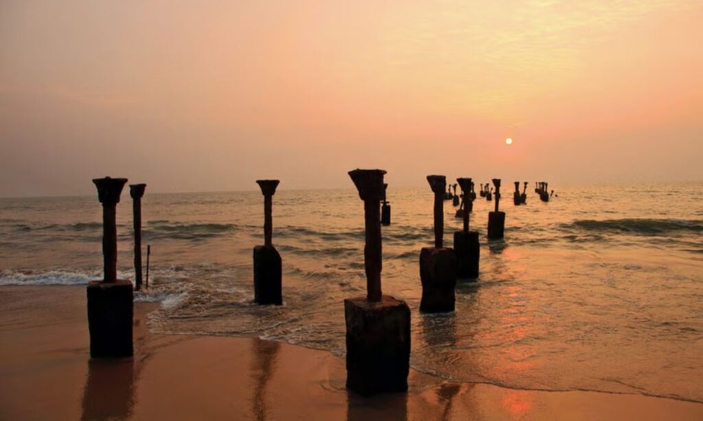 Kozhikode Beach Best One Day Trip Places In Kozhikode