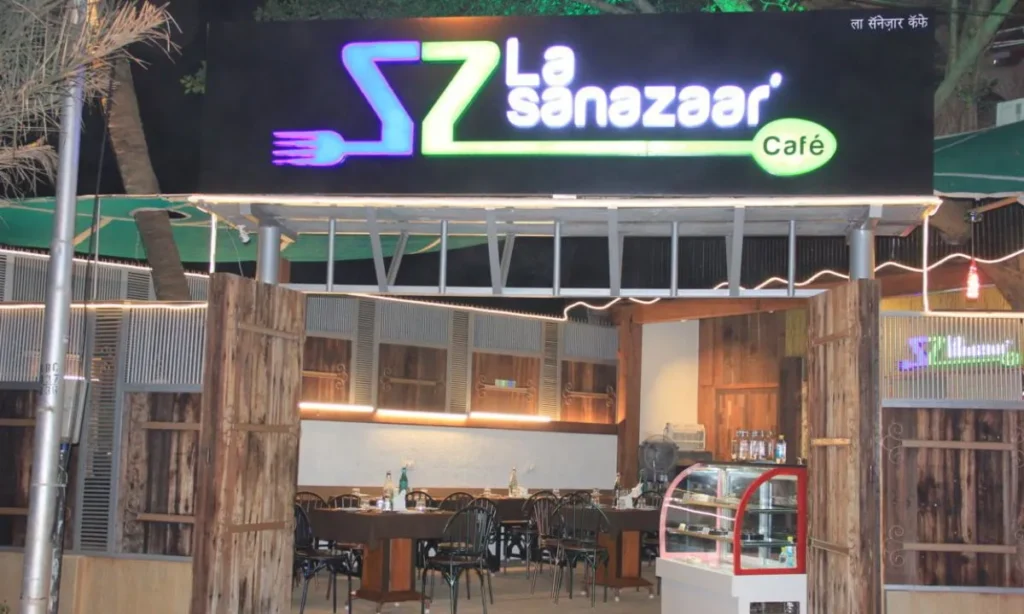 La Sanazaar Cafe in Juhu