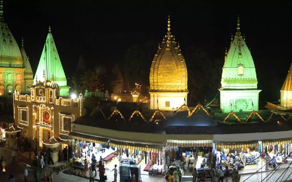 Raghunath Temple - Places To Visit In Jammu and Kasmir