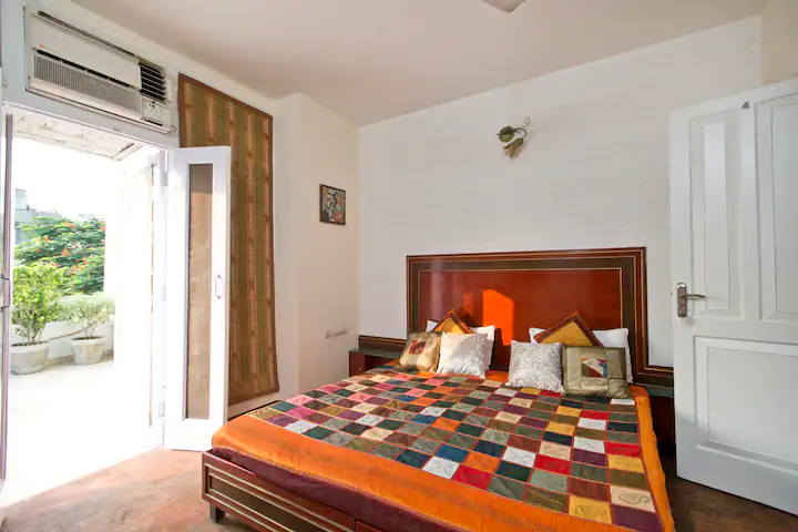Private Room in B&B Near HKV - Airbnb Delhi