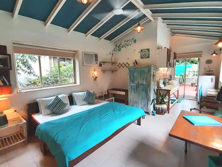 Lovely home with open-sky terrace - Airbnb Mumbai