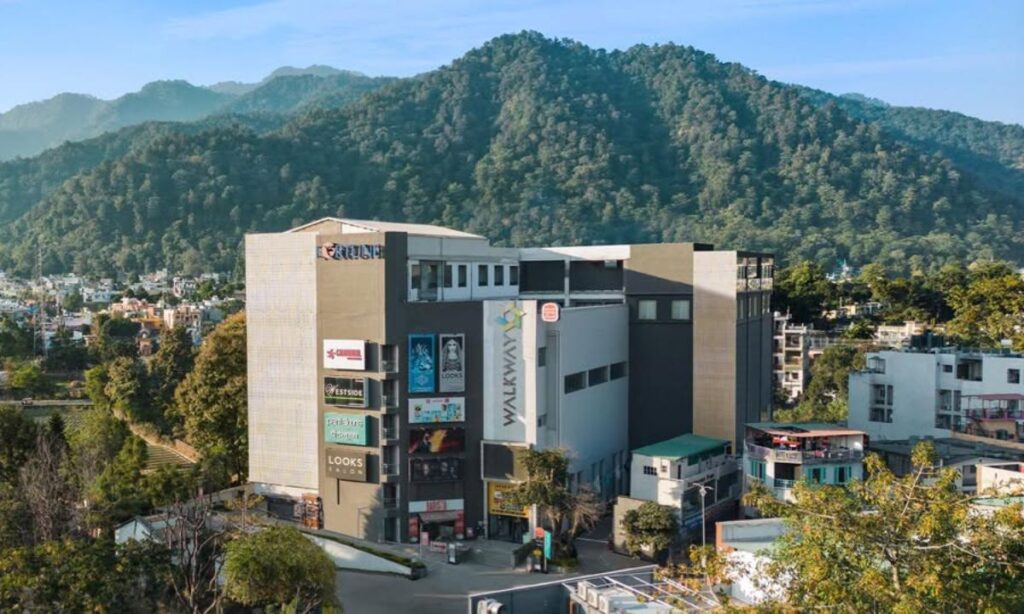 Walkway Mall